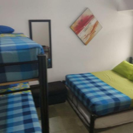 Casa Blanca Hostel Medellin Exterior photo